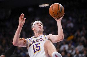 落选秀→最强三当家！3次绝杀&本季1394万 里夫斯未来该拿多少？