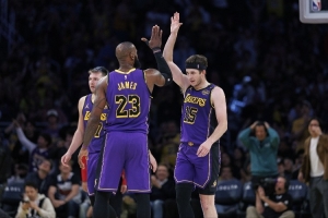 从落选秀到全明星？里夫斯强势崛起 彻底改变湖人建队与冲冠计划