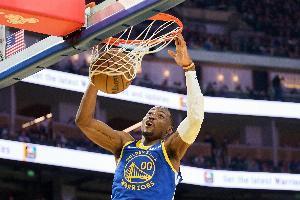 库明加：无论库里、巴特勒和格林是否在场上 我的心态始终如一