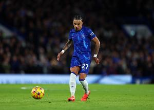 古斯托：终于打入成年队首球了，本赛季我们要冲击更多荣誉