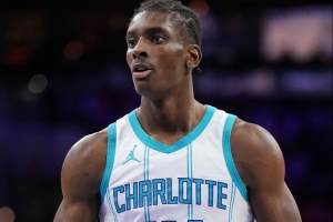 护筐高手！迪亚巴特4中4得8分3板2助 另有2抢断3盖帽