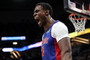 杜伦本赛季已6次砍下20+10 与约基奇&字母哥并列第一