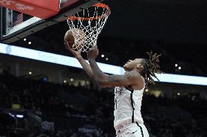 无限冲筐！克洛尼单臂劈扣&顺下空接再打2+1