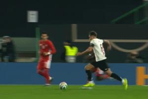 20岁拜仁新星！比朔夫U21欧预赛远射戴帽，赛季已14次出场献3助攻