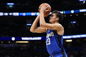 获胜功臣！席尔瓦首发32分钟 14中8&三分9中5砍下22分9板