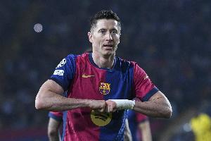 莱万：我正在思考，将很快公布自己对未来的打算