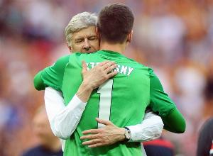 什琴斯尼：离开阿森纳是最心碎时刻，温格：你当时太安逸了