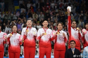 最后一季连夺3冠！于东：退役不是终点 是另一次漂亮的开场