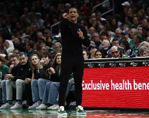 冈萨雷斯：喜欢马祖拉激情的执教风格 他能激发每个人的最大潜力