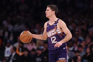 替补表现可以！吉莱斯皮半场2记三分拿下8分2助