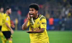 买盲盒开到非法武器？图片报：阿德耶米被罚款45万欧，等同其月薪