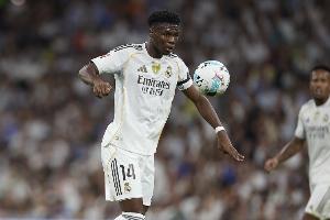 记者：琼阿梅尼完成部分合练，马斯坦托诺、吕迪格进行康复训练