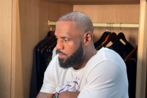 詹姆斯：退役后我才能真正享受回顾生涯的过程 现在不行！