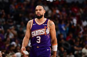 外线不准！狄龙11中5拿到12分4助3断 三分6中1