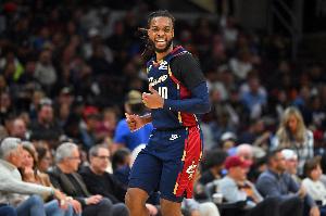 明天骑士主场迎战火箭 加兰缺阵 梅里尔出战成疑