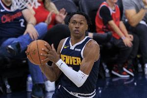 连拿八分！沃特森追身三分再中打停鹈鹕 分差上双