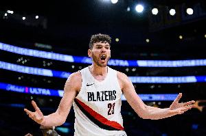 抢了个寂寞！篮板数开拓者64-38公牛占压倒性优势 但最终1分憾负